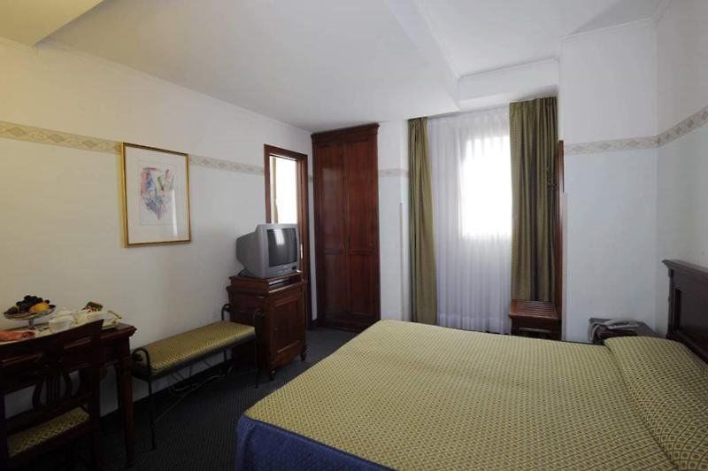 Hotel Russo Palace Lido di Venezia Kültér fotó