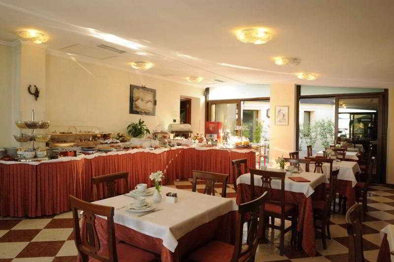 Hotel Russo Palace Lido di Venezia Kültér fotó