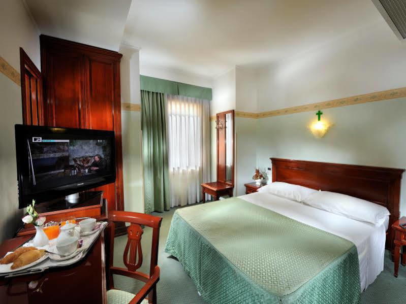 Hotel Russo Palace Lido di Venezia Kültér fotó